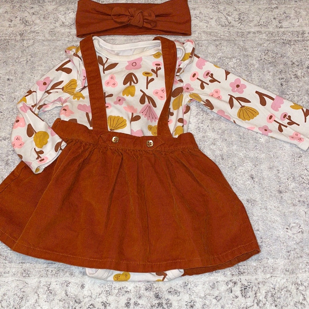 Baby girl outfit